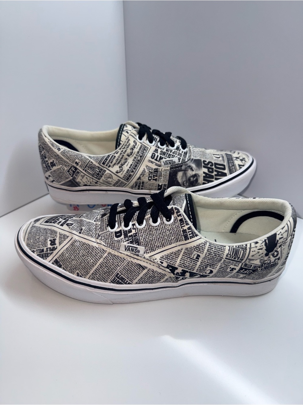 Vans x Harry Potter ComfyCush Era Daily Prophet Newspaper Sneakers M8|W9.5